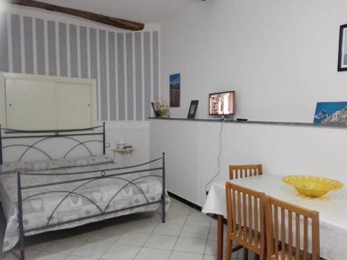 Sunset House image 27
